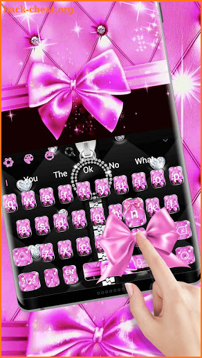 Black Pink Bowknot Keyboard screenshot