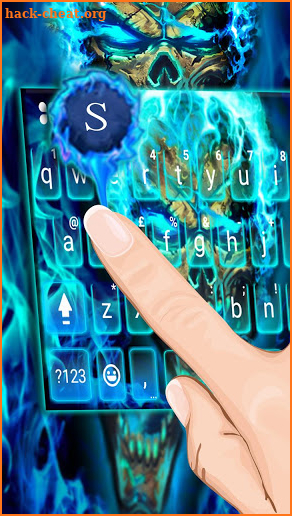 Blue Flame Skull Keyboard Theme screenshot