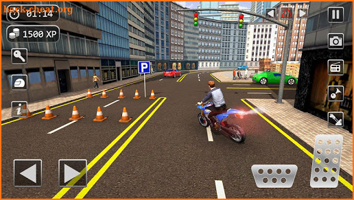 City Motorbike Driving School 2019 screenshot