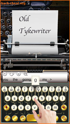 Classical Typewriter Keyboard screenshot