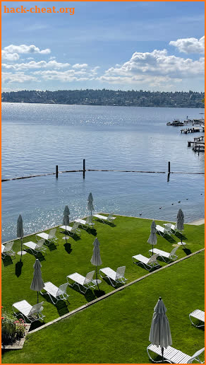 Mercer Island Beach Club screenshot