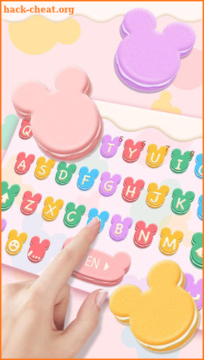 Mickey Macaroon Keyboard Theme screenshot