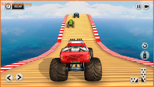 Monster Truck Mega Ramp Stunt Racing screenshot