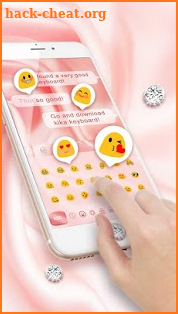 Pink Luxury Diamond Crown Keyboard Theme screenshot