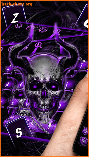 Purple Skull Horn Keyboard Theme screenshot