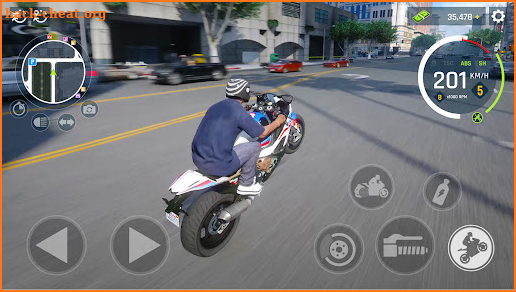 Real Moto Driving Racing World screenshot