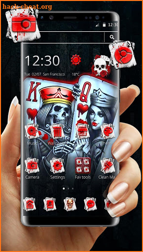 Red Crown Poker Skull Theme screenshot